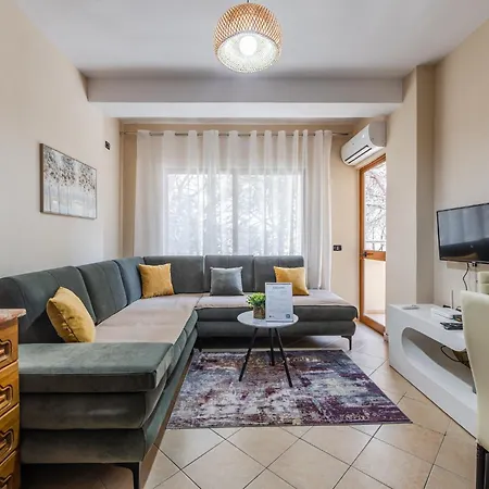 Waves Retreat 1br By Pikhost Golem (Tirana)