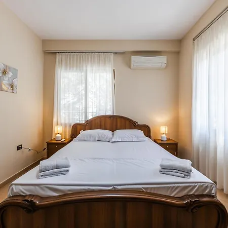Waves Retreat 1br By Pikhost Appartamento Golem (Tirana)